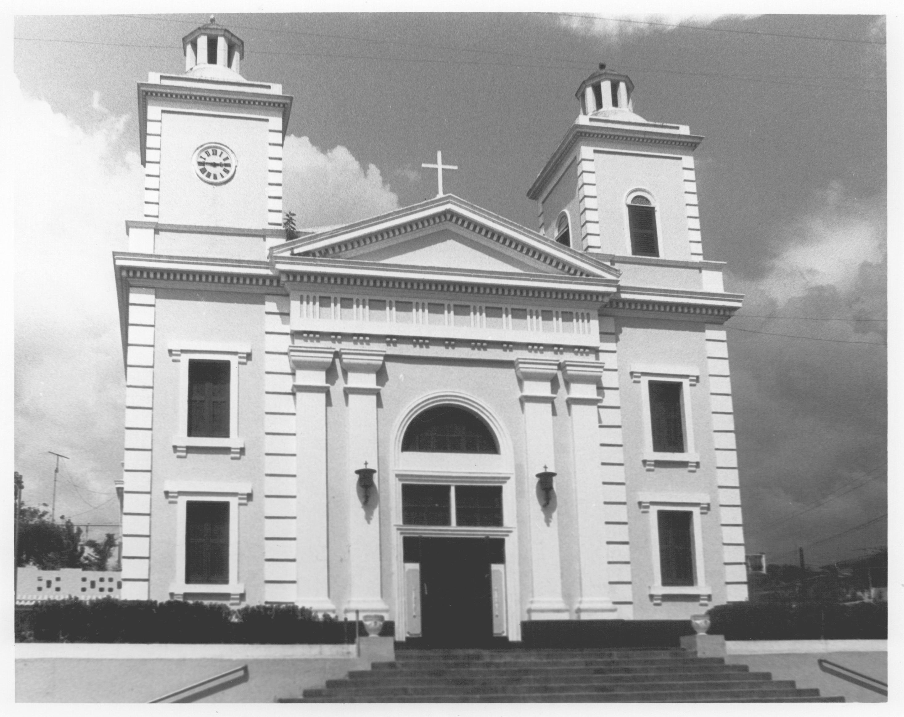Iglesia San Miguel Arcángel - 84000447